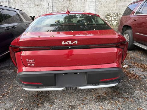 Certified 2026 Kia K4 FWD image 7