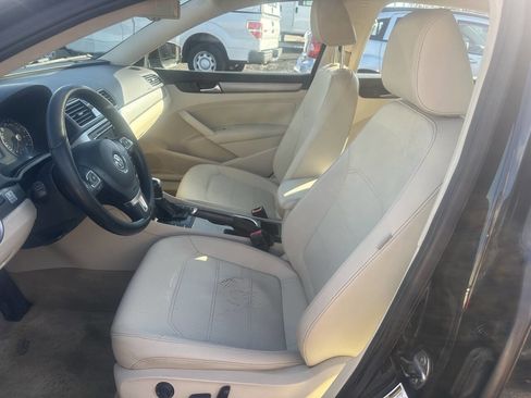 Used 2014 Volkswagen Passat TDI SE image 10