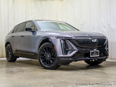 Certified 2024 Cadillac Lyriq Sport w/ LPO, Floor Liner Package AWD/4WD image 2