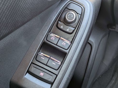 Certified 2025 Subaru Crosstrek 2.5i Limited image 24