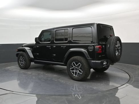 Used 2026 Jeep Wrangler Unlimited Sahara w/ Safety Group AWD/4WD image 5