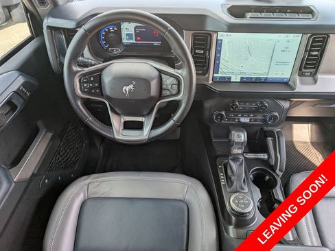 Used 2022 Ford Bronco Outer Banks w/ Sasquatch Package AWD/4WD image 10