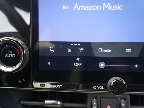 Used 2024 Lexus NX 250 FWD image 13