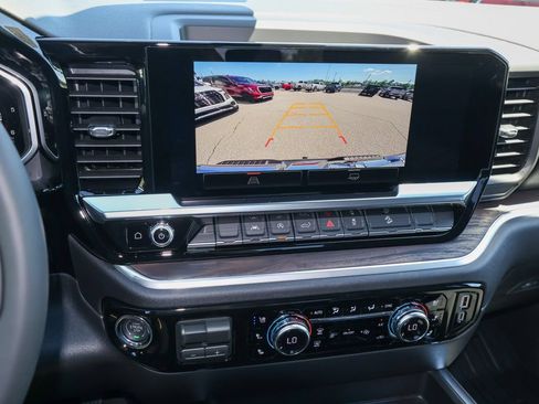 New 2026 GMC Sierra 1500 SLT w/ SLT Premium Package AWD/4WD image 16