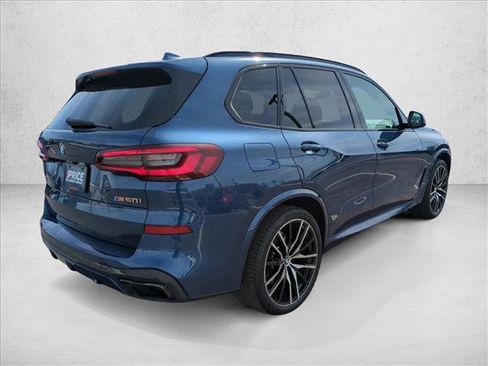 Used 2021 BMW X5 M50i image 5