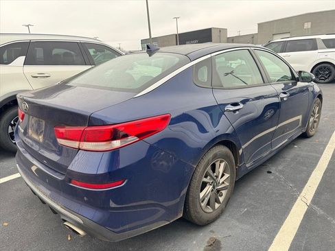 Certified 2019 Kia Optima LX image 5