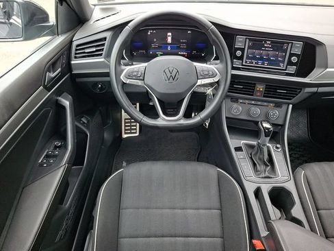 Used 2024 Volkswagen Jetta Sport FWD image 11
