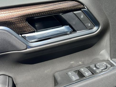 New 2026 Chevrolet Silverado 1500 LT Trail Boss w/ Convenience Package II image 19