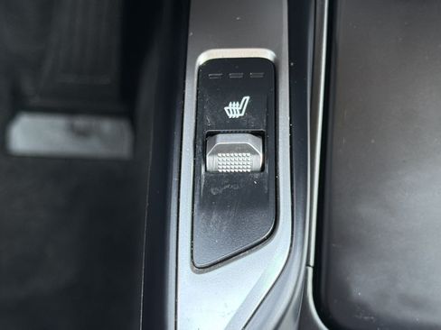 Used 2022 Kia Sorento S FWD image 9