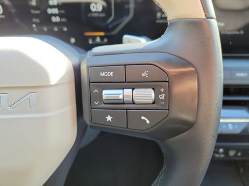 Certified 2025 Kia K4 GT-Line Turbo image 30