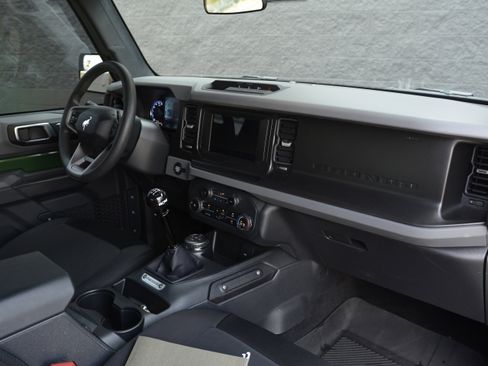 Used 2023 Ford Bronco 2-Door w/ Sasquatch Package image 30