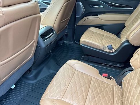 Used 2022 Cadillac Escalade Sport w/ Touring Package AWD/4WD image 14