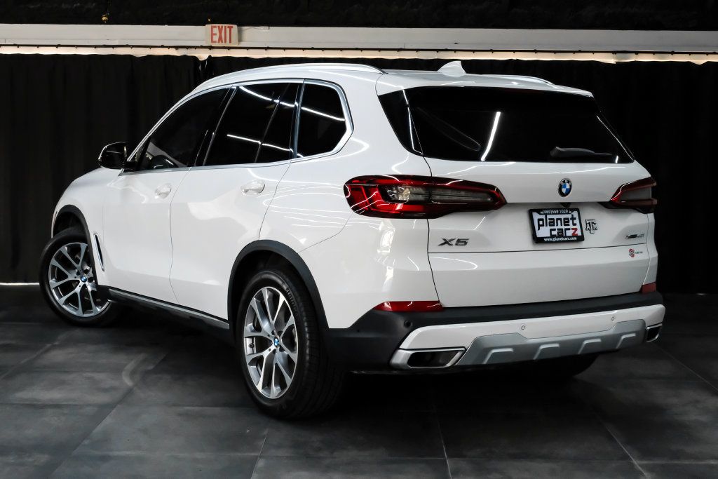 Used 2019 BMW X5 xDrive40i w/ Executive Package AWD/4WD image 11