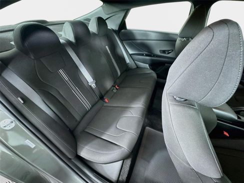 Certified 2025 Hyundai Elantra Sport FWD image 24