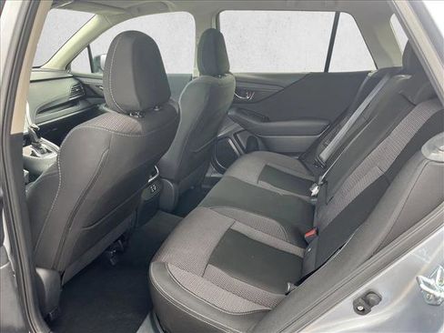 Used 2025 Subaru Outback Premium image 10