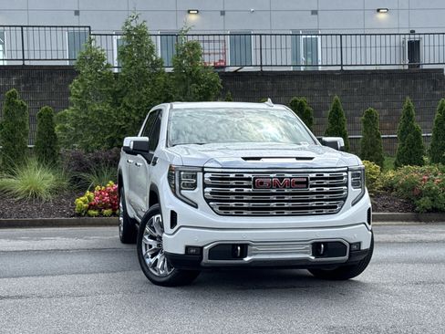 Used 2024 GMC Sierra 1500 Denali w/ Denali Reserve Package RWD image 2