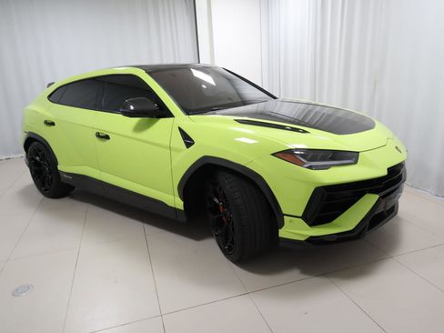 Used 2023 Lamborghini Urus Performante image 7