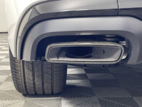 New 2025 Audi Q8 Premium Plus image 18