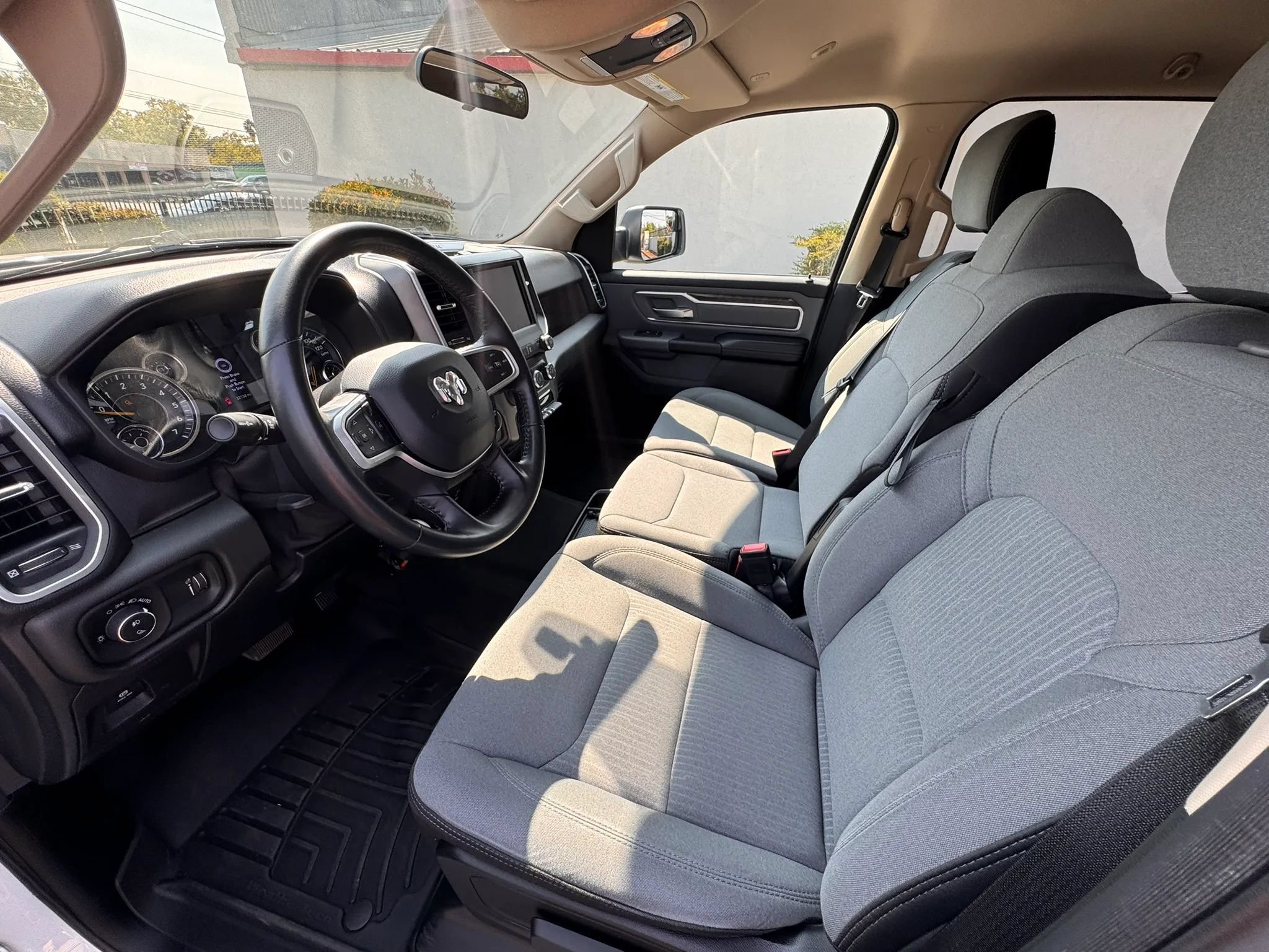 Used 2020 RAM 1500 Big Horn AWD/4WD image 10