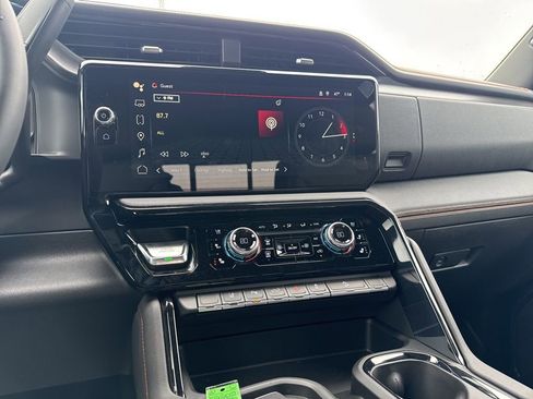 New 2026 GMC Sierra 2500 AT4 w/ AT4 Premium Plus Package image 12