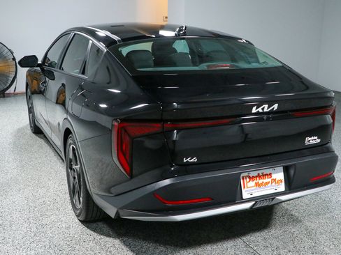 Used 2025 Kia K4 FWD image 9