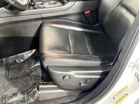 Used 2021 Dodge Durango R/T w/ Blacktop Package image 19