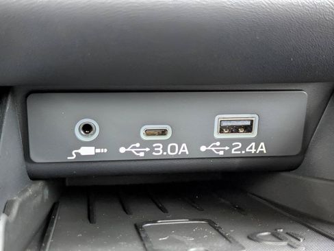 Certified 2025 Subaru Outback Premium AWD/4WD image 17