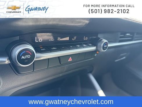 Used 2025 MAZDA MAZDA3 s FWD image 19