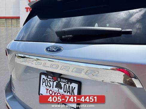 Used 2022 Ford Explorer 4WD image 24