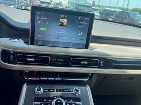 Used 2023 Lincoln Aviator Reserve w/ Equipment Group 201A RWD image 26