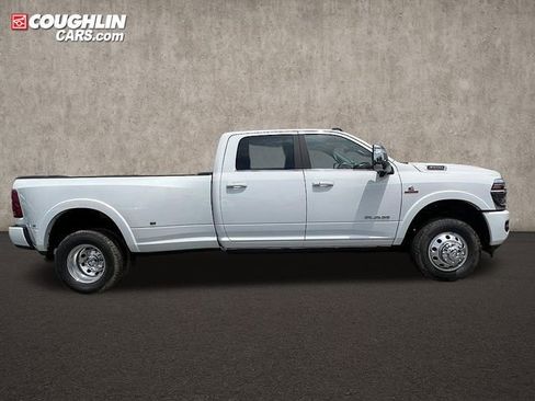 New 2025 RAM 3500 Longhorn image 9
