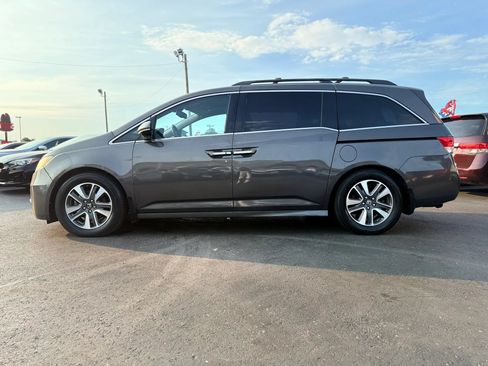 Used 2014 Honda Odyssey Touring Elite image 10