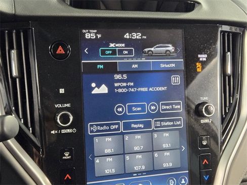 Used 2025 Subaru Outback Limited image 21