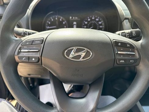 Used 2023 Hyundai Kona SEL w/ Cargo Package AWD/4WD image 9