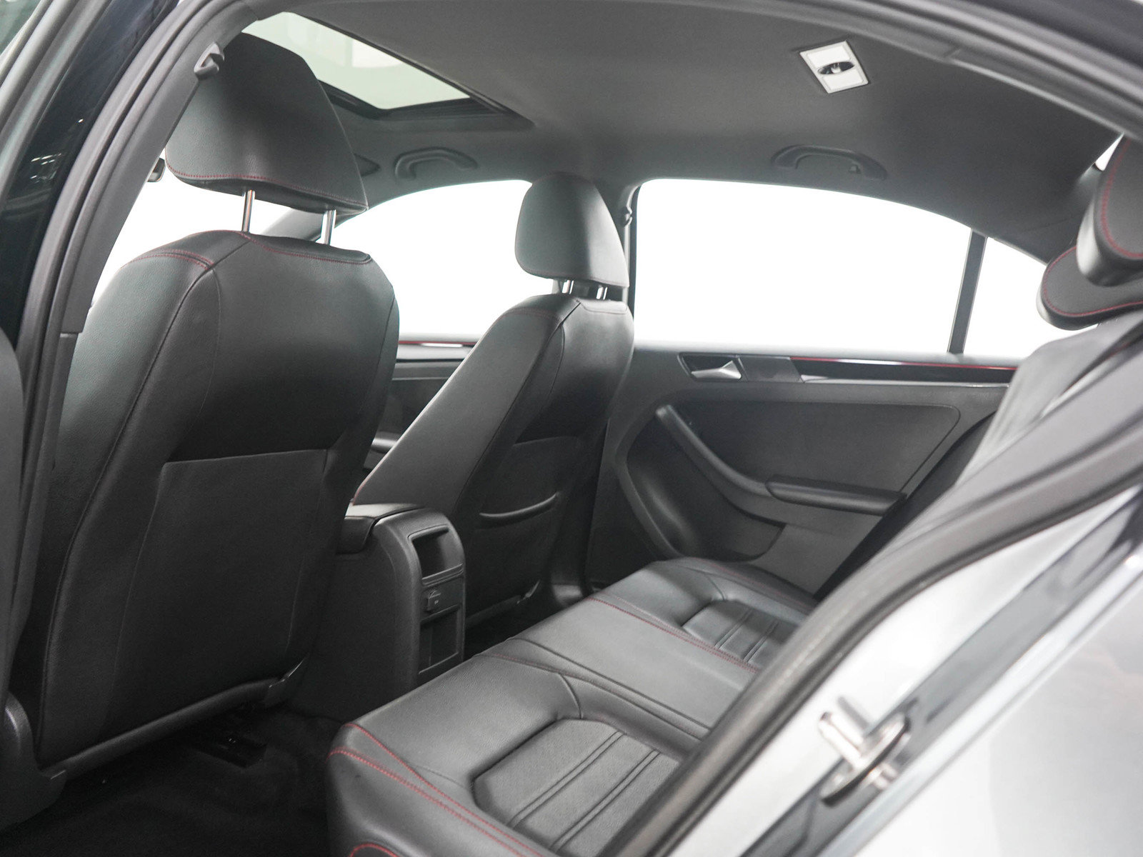 Used 2017 Volkswagen Jetta GLI FWD image 16
