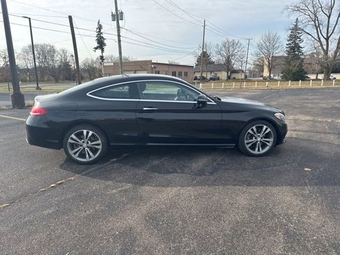 Used 2017 Mercedes-Benz C 300 4MATIC Coupe image 2