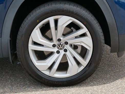 Certified 2022 Volkswagen Atlas SE AWD/4WD image 9