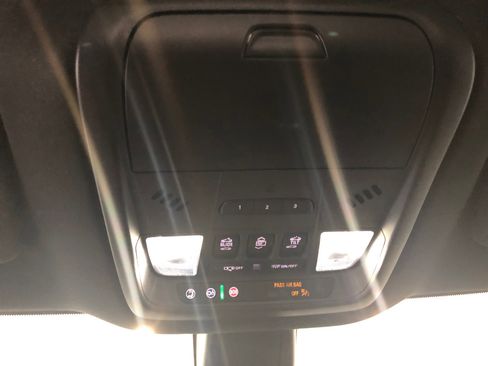 Used 2023 Buick Enclave Essence w/ Experience Buick Package image 24