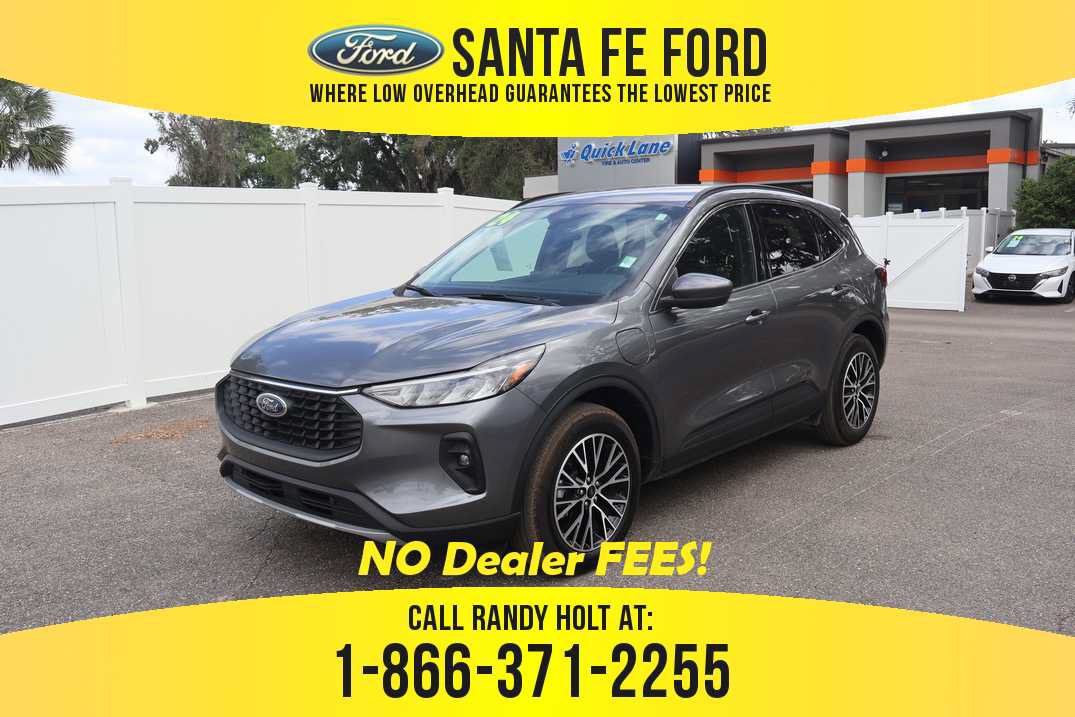 Used 2025 Ford Escape SE FWD image 1