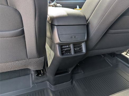 New 2026 Chevrolet Equinox LT FWD image 14