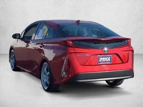 Used 2019 Toyota Prius Prime Premium FWD image 8