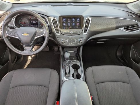 Used 2023 Chevrolet Malibu LT image 8