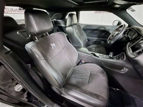 Used 2019 Dodge Challenger R/T Scat Pack w/ Plus Package image 33