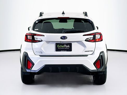 Used 2024 Subaru Crosstrek 2.0i Premium image 7