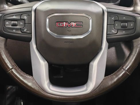 Used 2021 GMC Sierra 1500 SLT w/ SLT Premium Plus Package AWD/4WD image 5