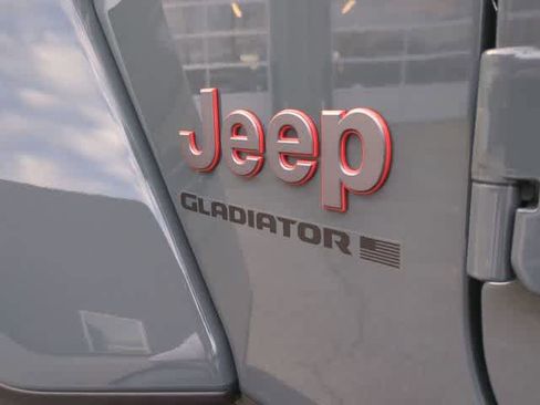 New 2026 Jeep Gladiator Mojave image 12