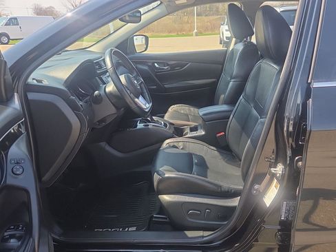 Used 2019 Nissan Rogue Sport SL w/ Premium Package AWD/4WD image 18