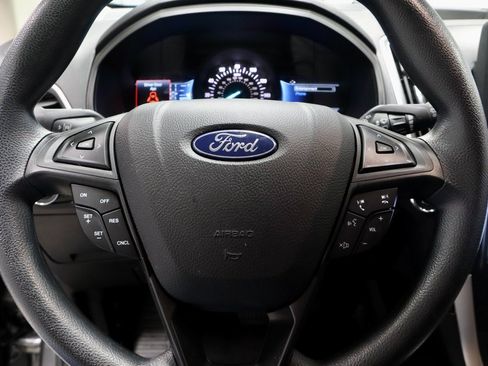 Certified 2023 Ford Edge SE image 31