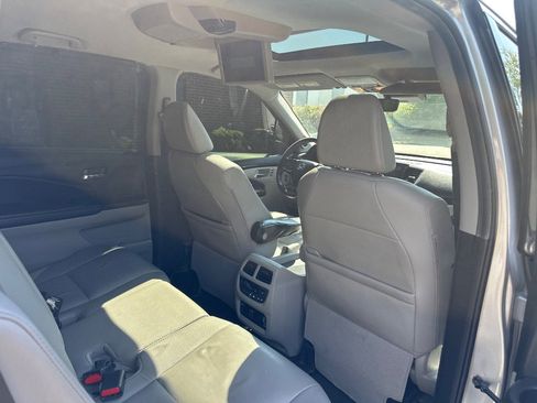 Used 2021 Honda Pilot Touring image 24