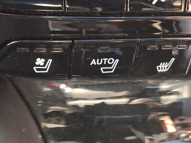 Used 2023 Acura MDX w/ Advance Package AWD/4WD image 26